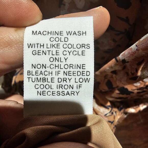 Adyson Parker 1X Mini Floral Baby Doll Silhouette Dress Tired Boho Flowy Ditsy - Picture 6 of 9